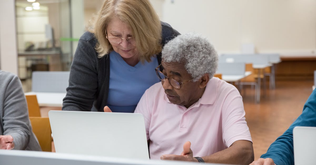 How to Choose the Best In-Person Project Management Course